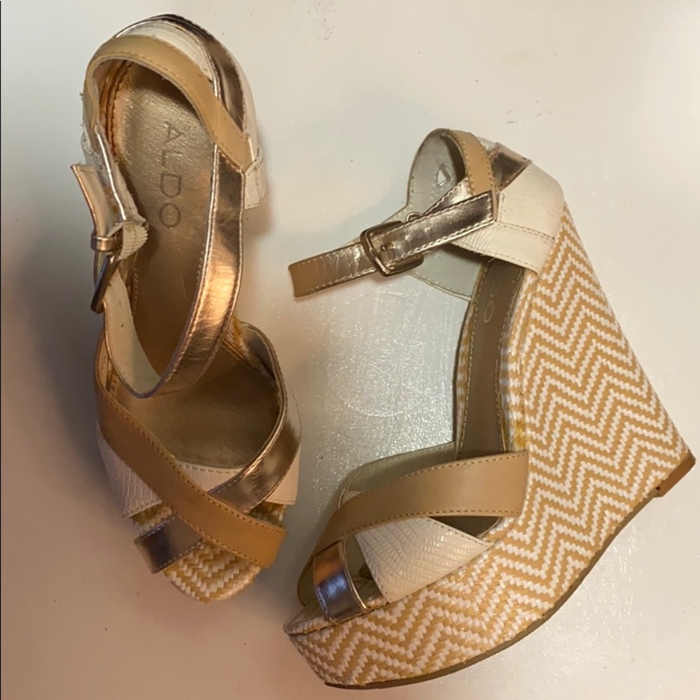 Aldo wedge